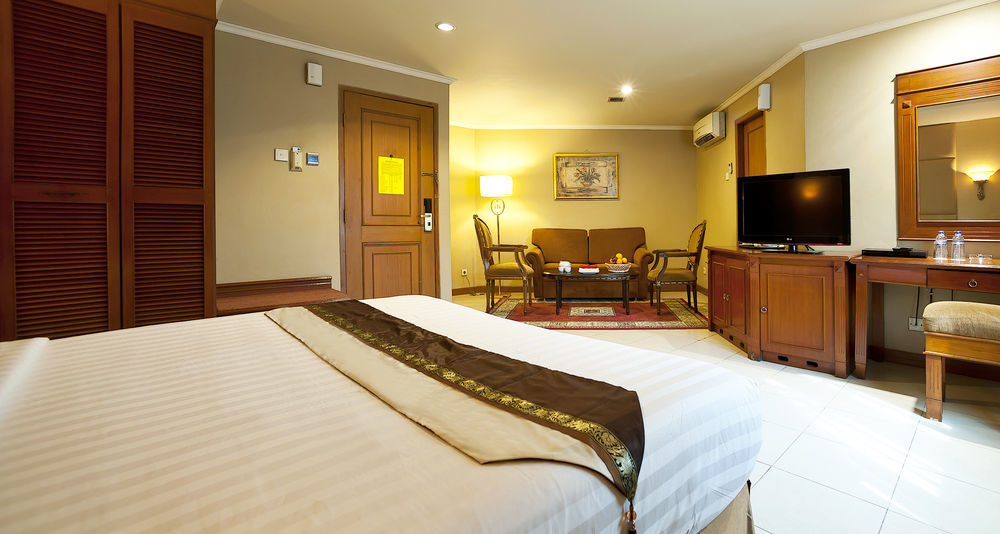 Olympic Hotel Dżakarta Zewnętrze zdjęcie