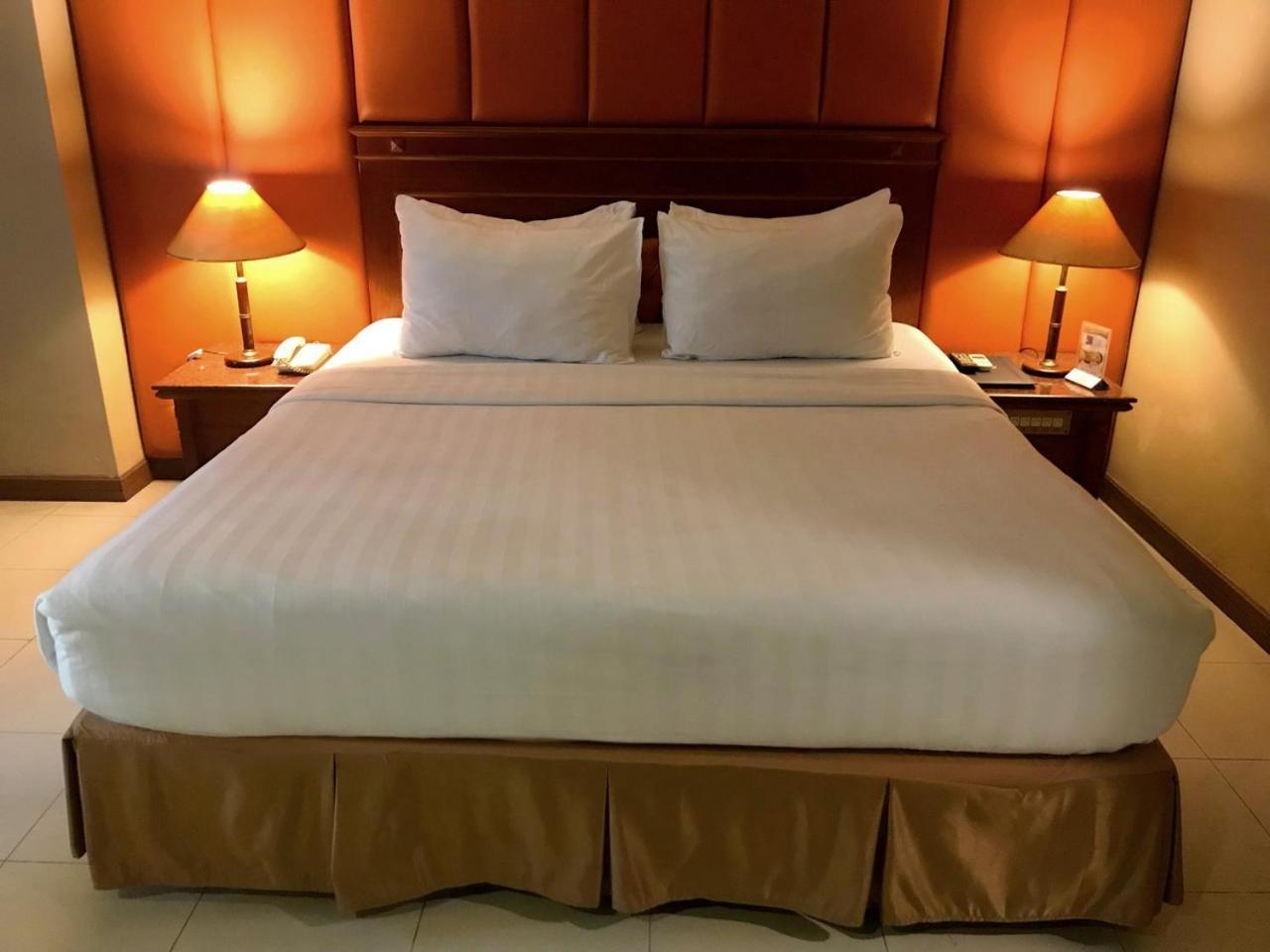 Olympic Hotel Dżakarta Zewnętrze zdjęcie